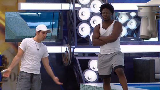 BBCAN3's Bruno & Godfrey discuss the broken camera