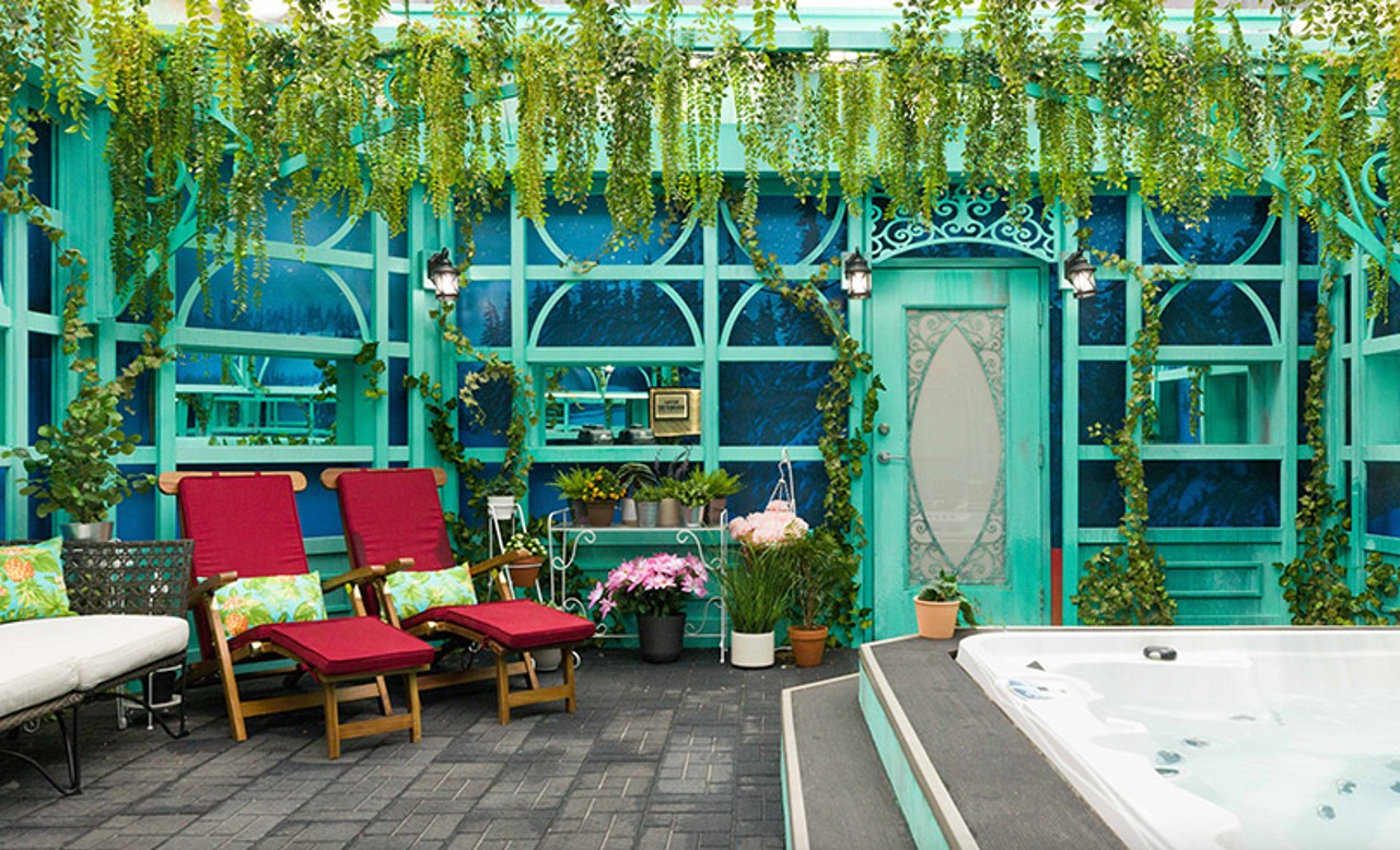 BBCAN11_HB_Hot-Tub-Area_06-1(1)