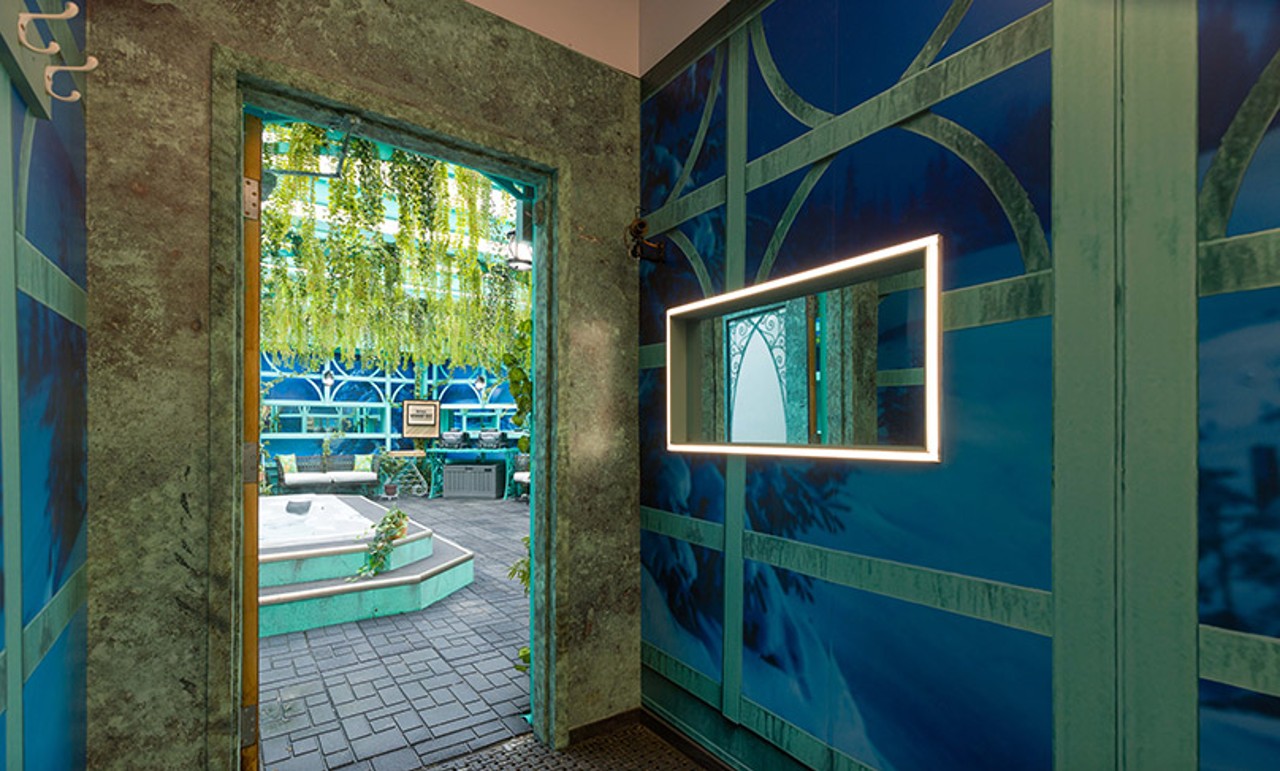 BBCAN11_HB_Hot-Tub-Area_10-1