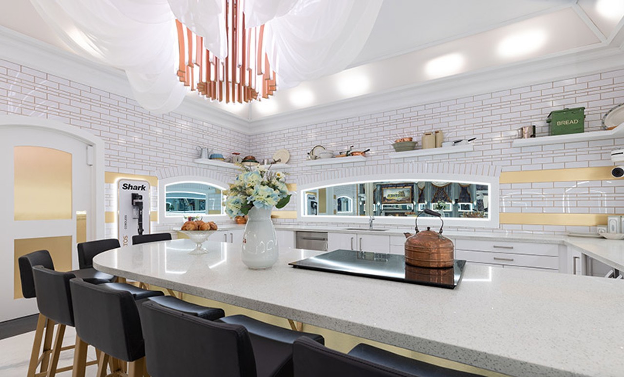 Hb Kitchen