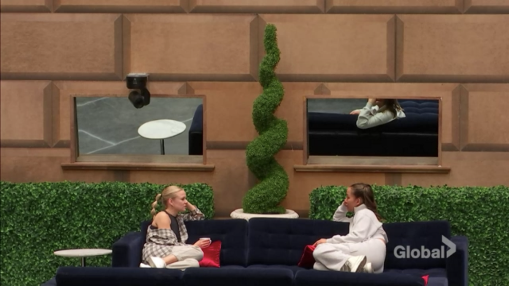 Big Brother Canada 11-Claudia and Santina