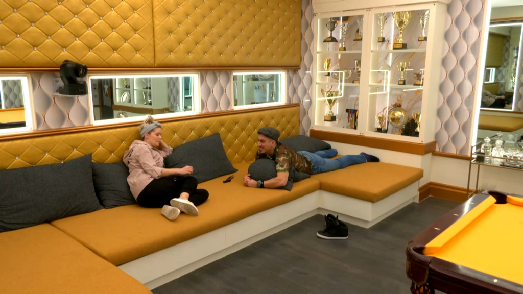 Big Brother Canada Dinis and JAnine